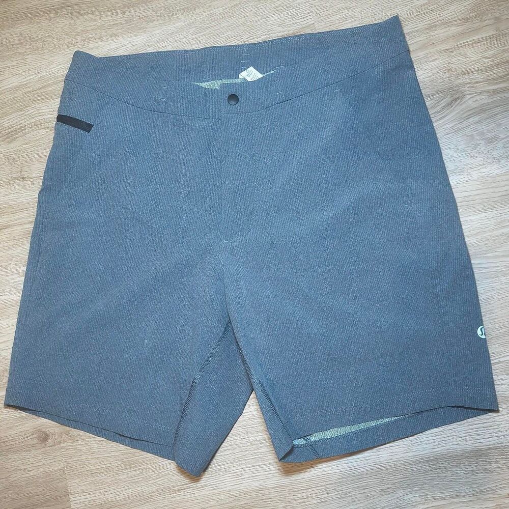 Lululemon Commission Shorts 32 – Warpstreme Fabric (Gray)